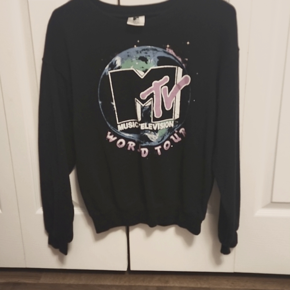 MTV crewneck